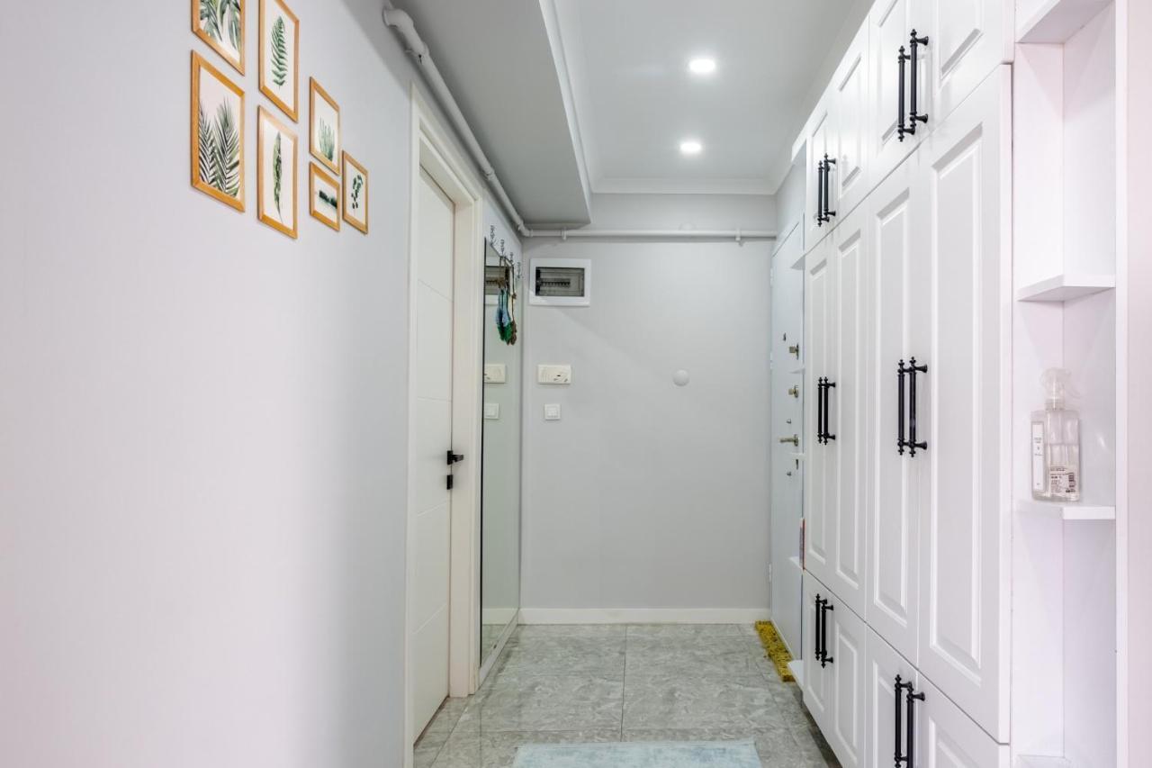 Vibrant Flat With Balcony In Maltepe Apartman Isztambul Kültér fotó